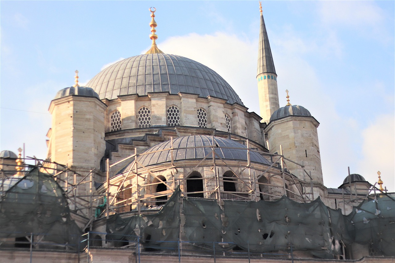 上工申贝引领行业变革,共创美好未来,最新动态速递