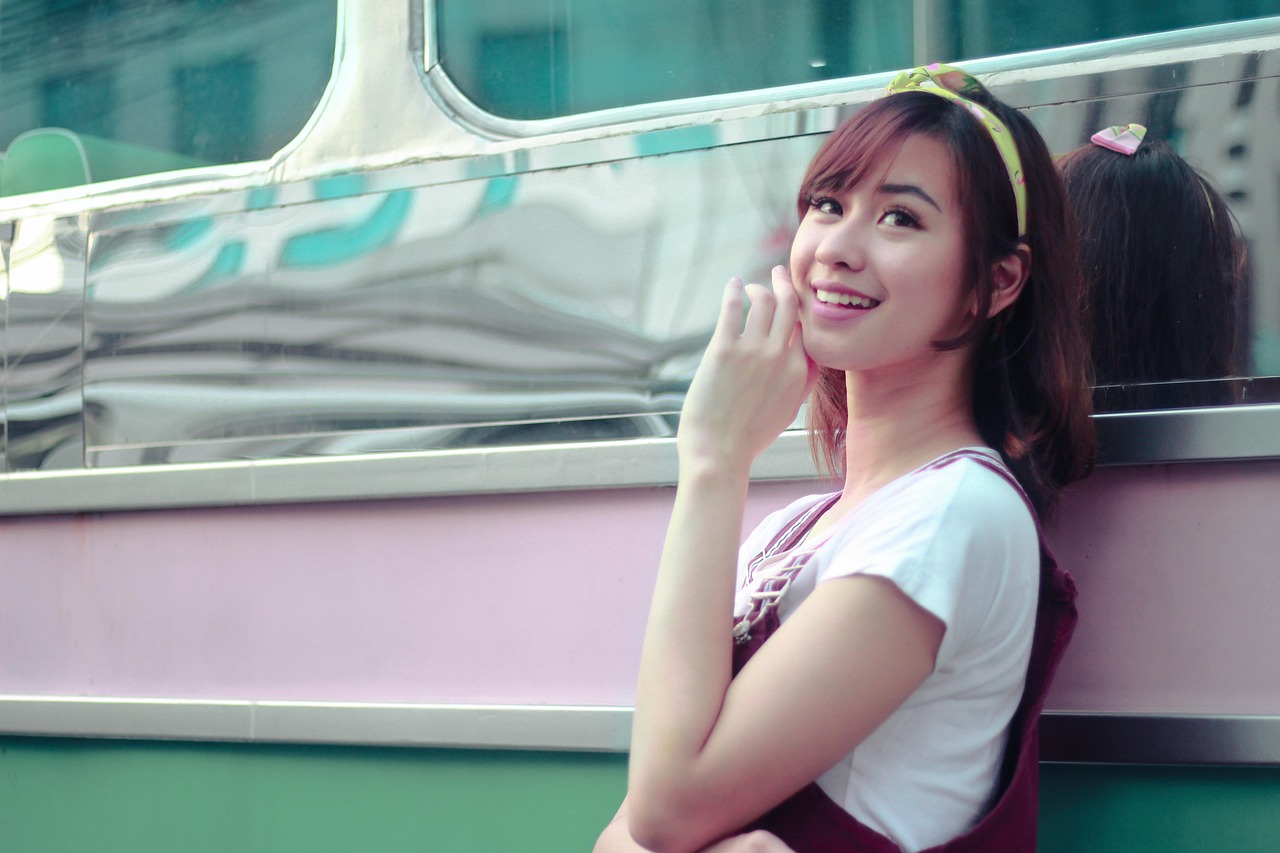 香港搞笑女明星，荧幕上的璀璨之星
