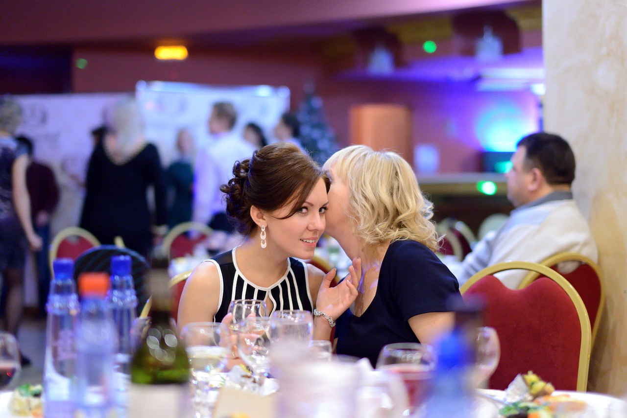 女朋友比赛失利后的情感探索,如何应对挫败与情绪影响