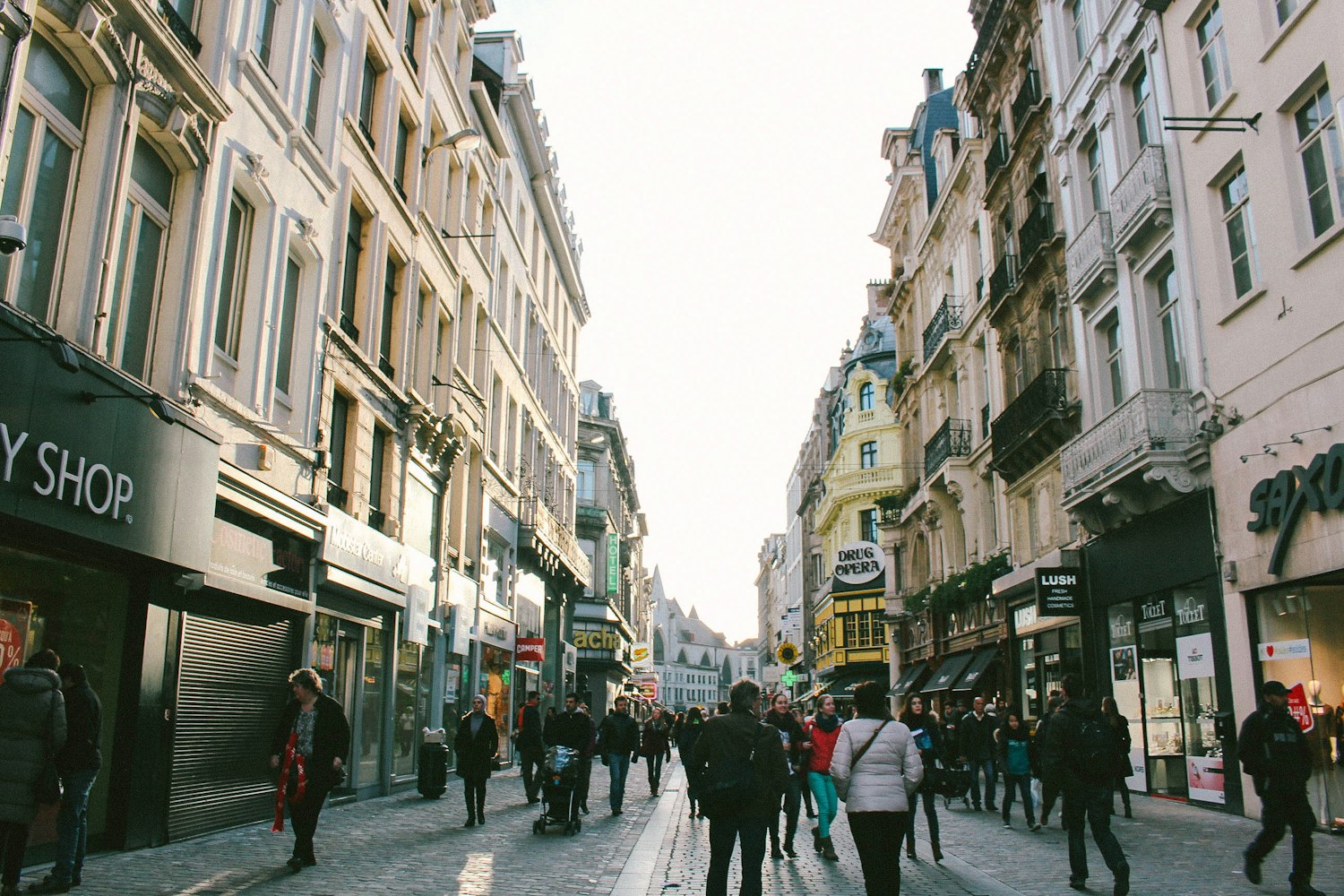 杭州城市繁荣与科技创新交汇点的最新动态报道。