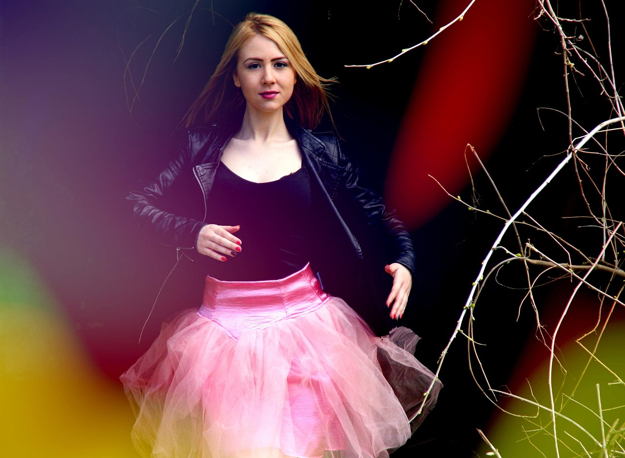 佩华演员,星光璀璨,演技卓越之路