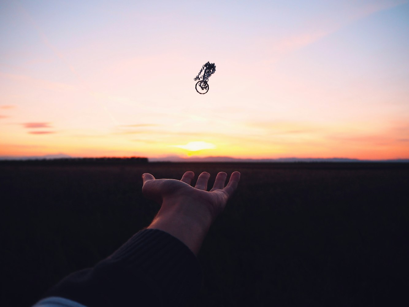 感人动漫图片,触动心灵的瞬间