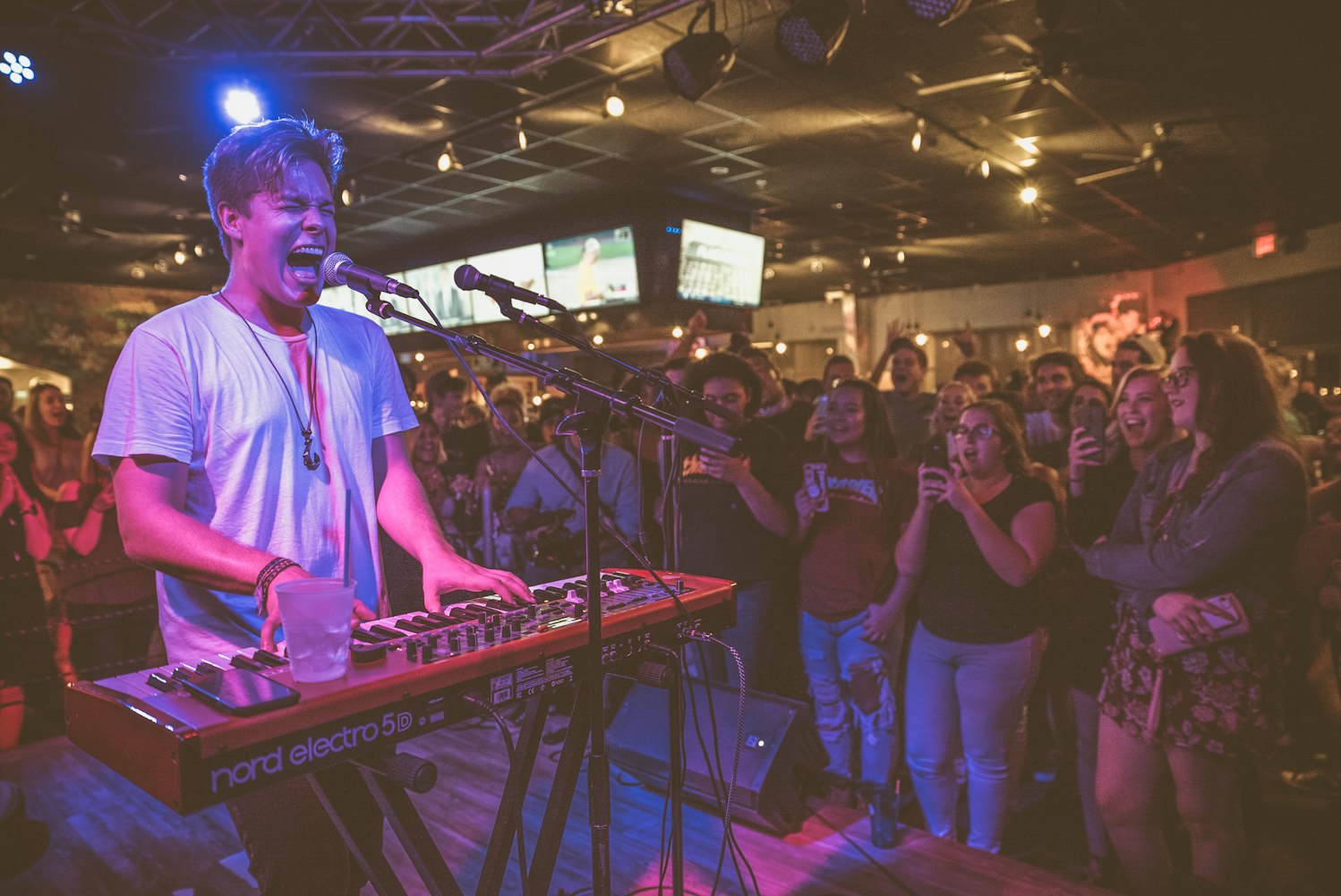 最新流行组合歌曲的魅力与影响力解析