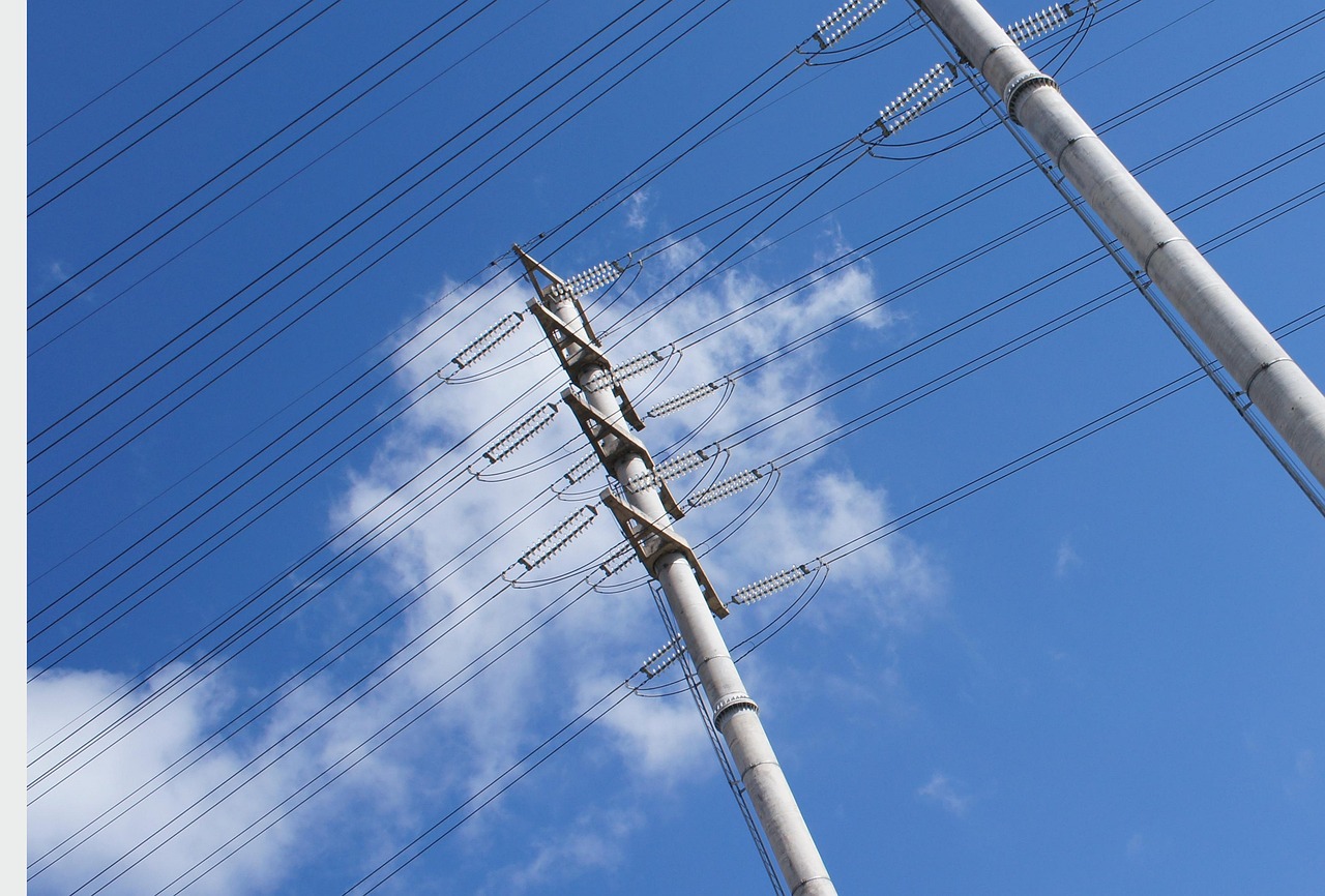 关于电线价格,探讨4平方电线每百米价格因素解析