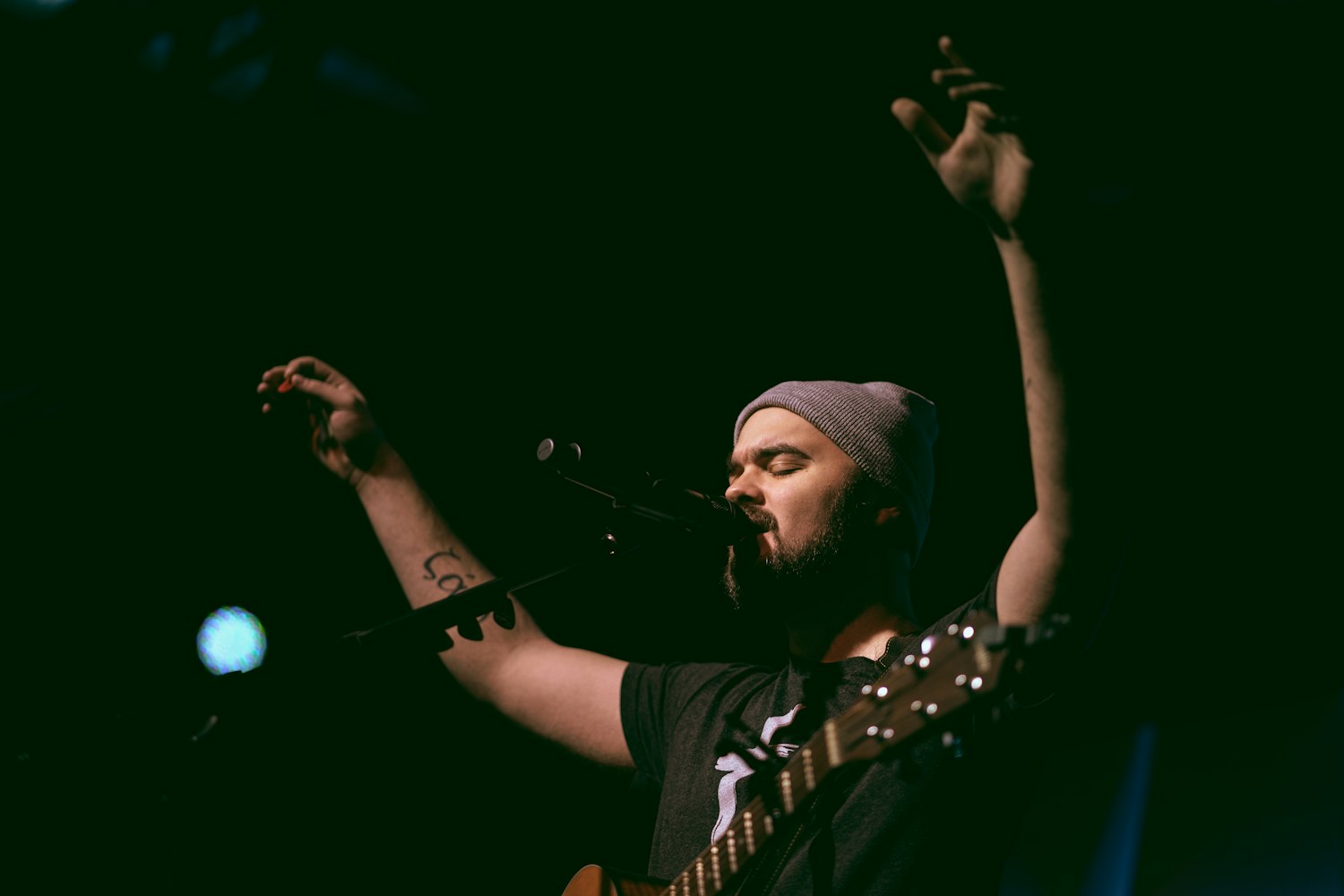 蒙面歌手新一期音乐盛宴再度燃爆，神秘面纱下展现音乐魅力！