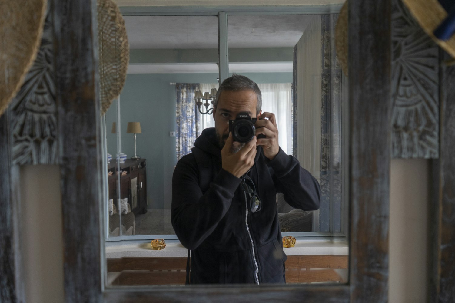 罗姓男明星,星光璀璨的魅力无限之旅