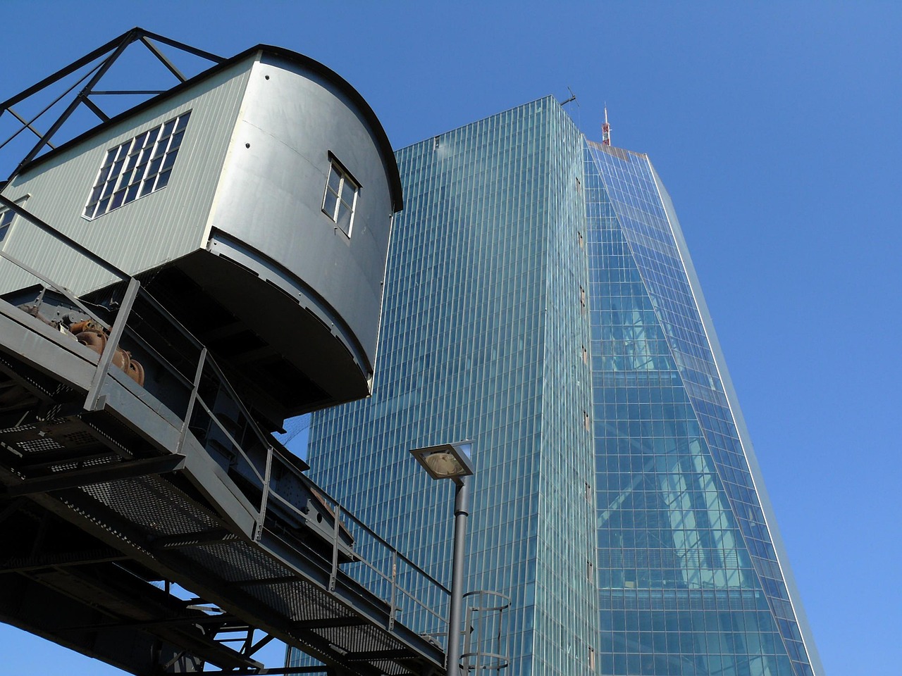 三一重机上市,资本市场的新里程碑事件