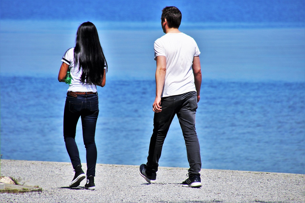 有爱一家人演员表及角色深度解读全解析