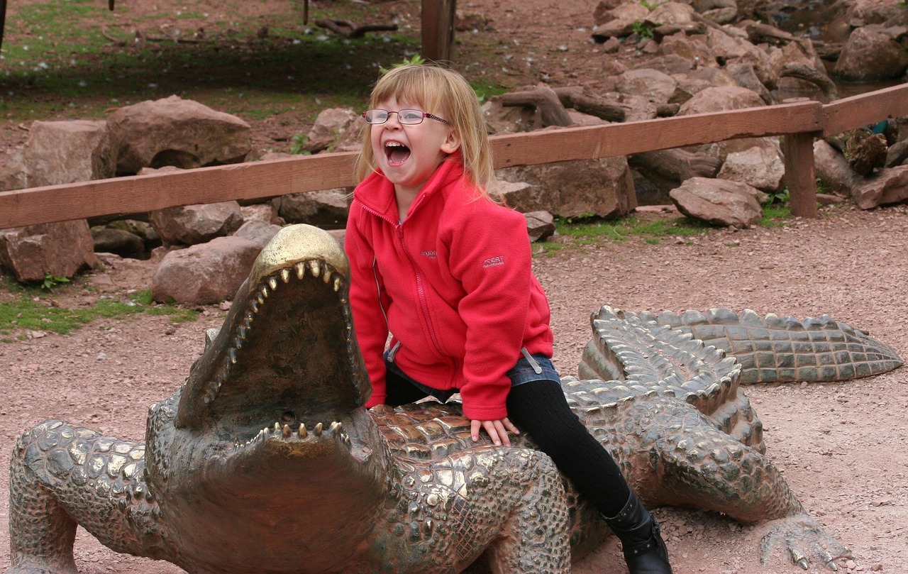 小鳄鱼洗澡乐趣版,寓教于乐的冒险之旅开启!