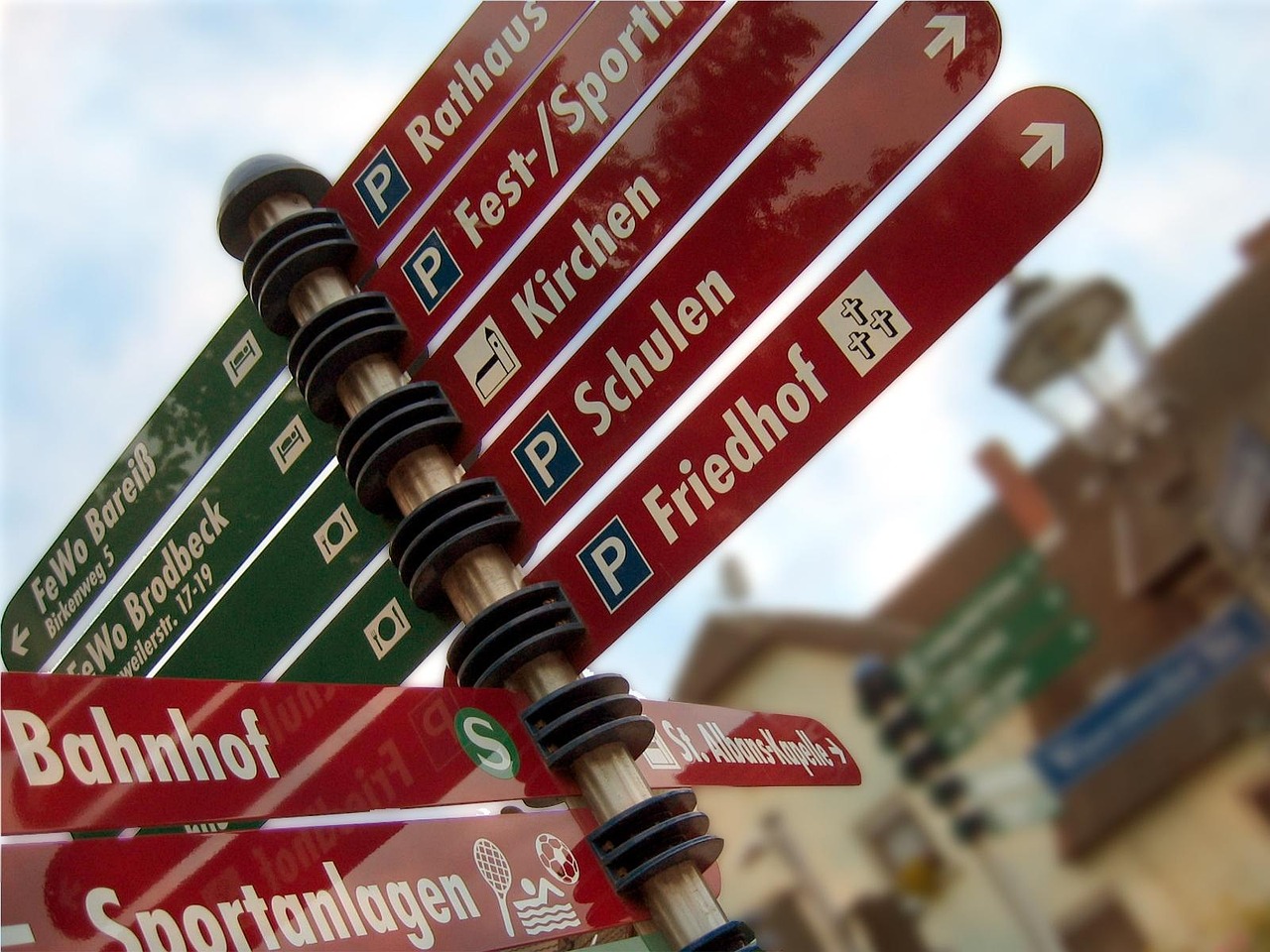 贷款公司上市之路，策略、挑战与前景探索