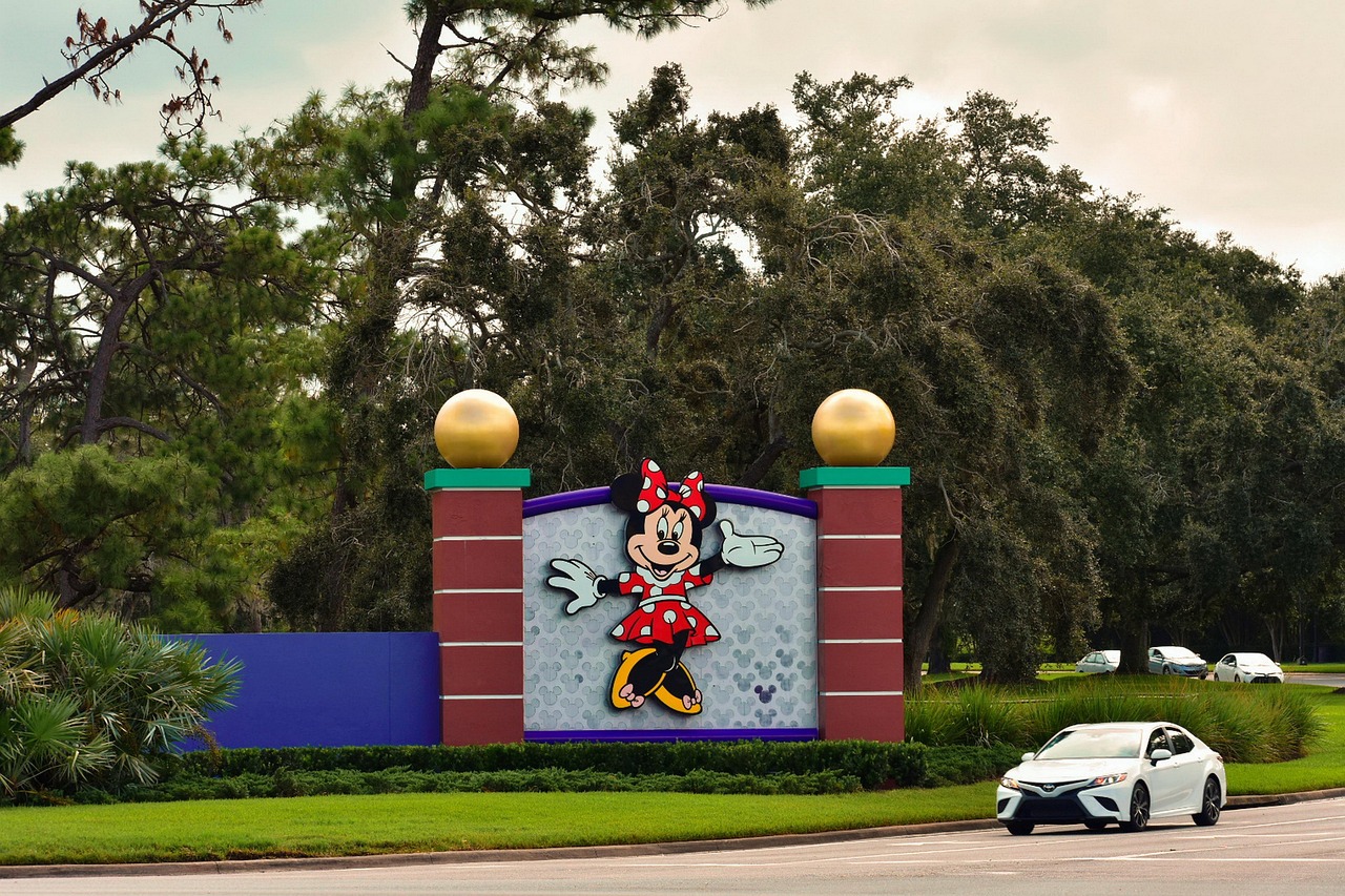 上海迪士尼乐园持续创新,为游客带来全新体验的最新动态揭秘