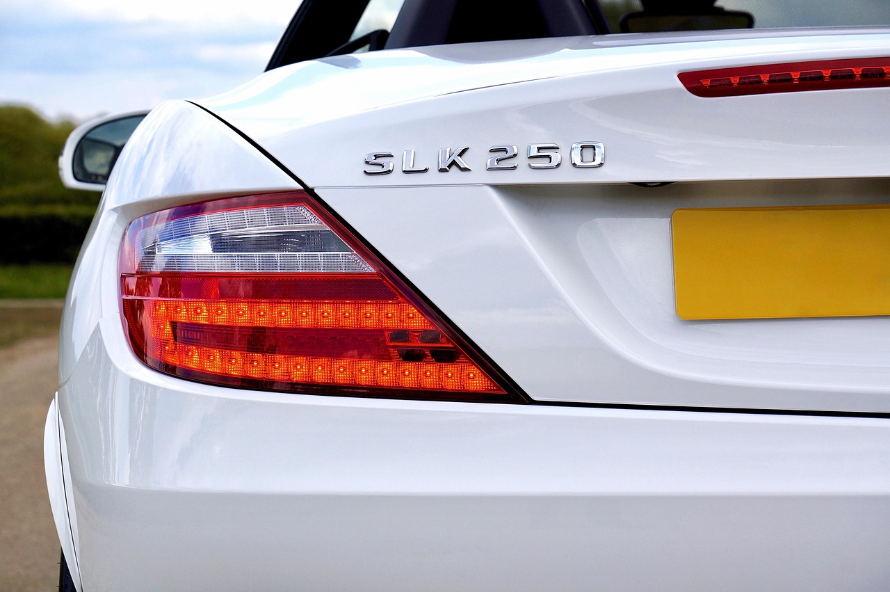 奔驰E350L上市时间解析,期待与等待的完美结合,新车即将登场!