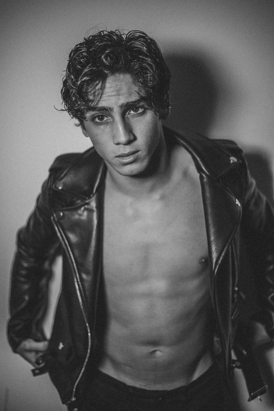 香港70年代男演员,璀璨星光闪耀时代的光辉岁月