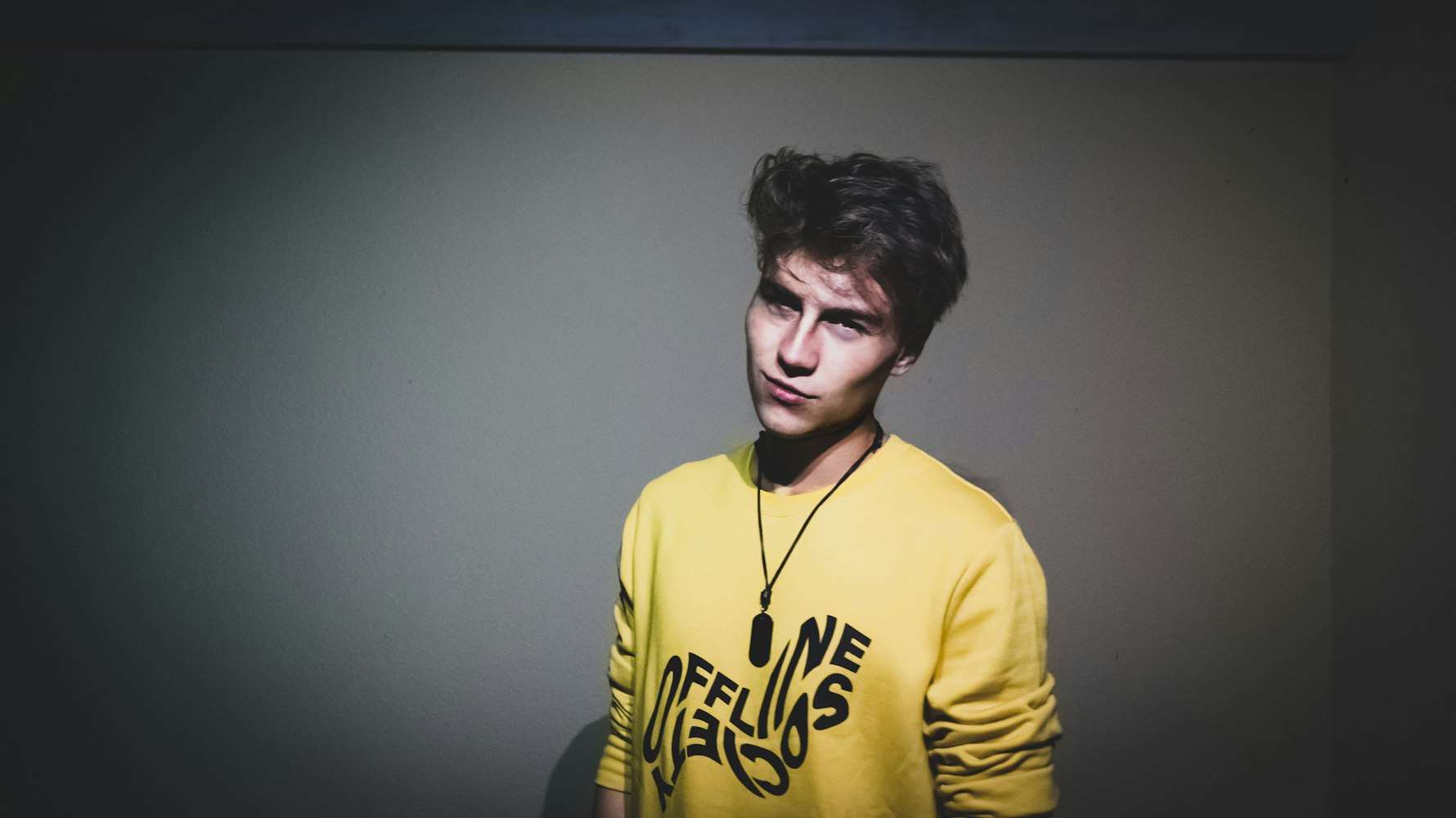 香港70年代男演员,璀璨星光闪耀时代的光辉岁月