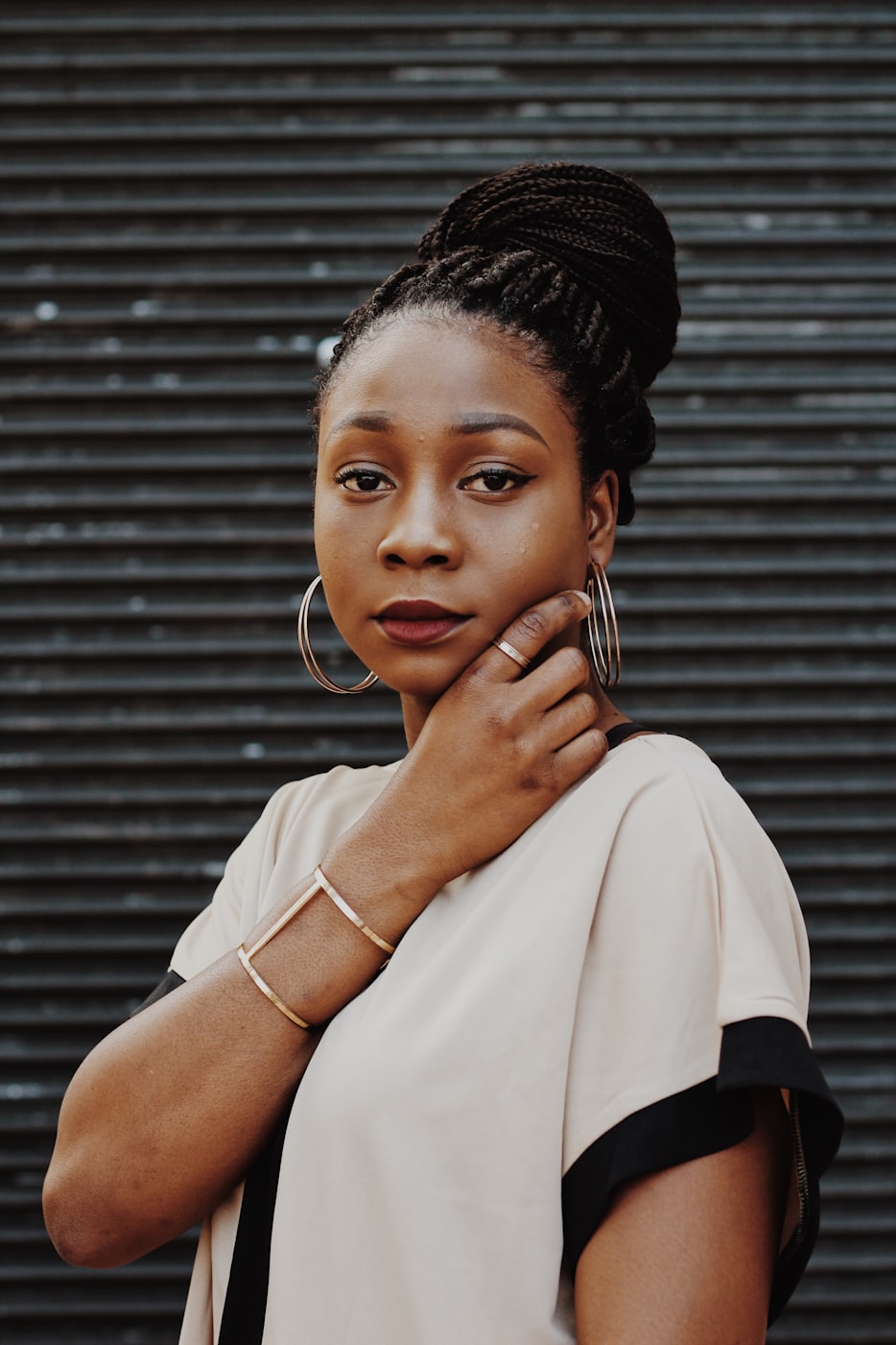 新疆女明星璀璨闪耀,照亮娱乐圈的璀璨之光