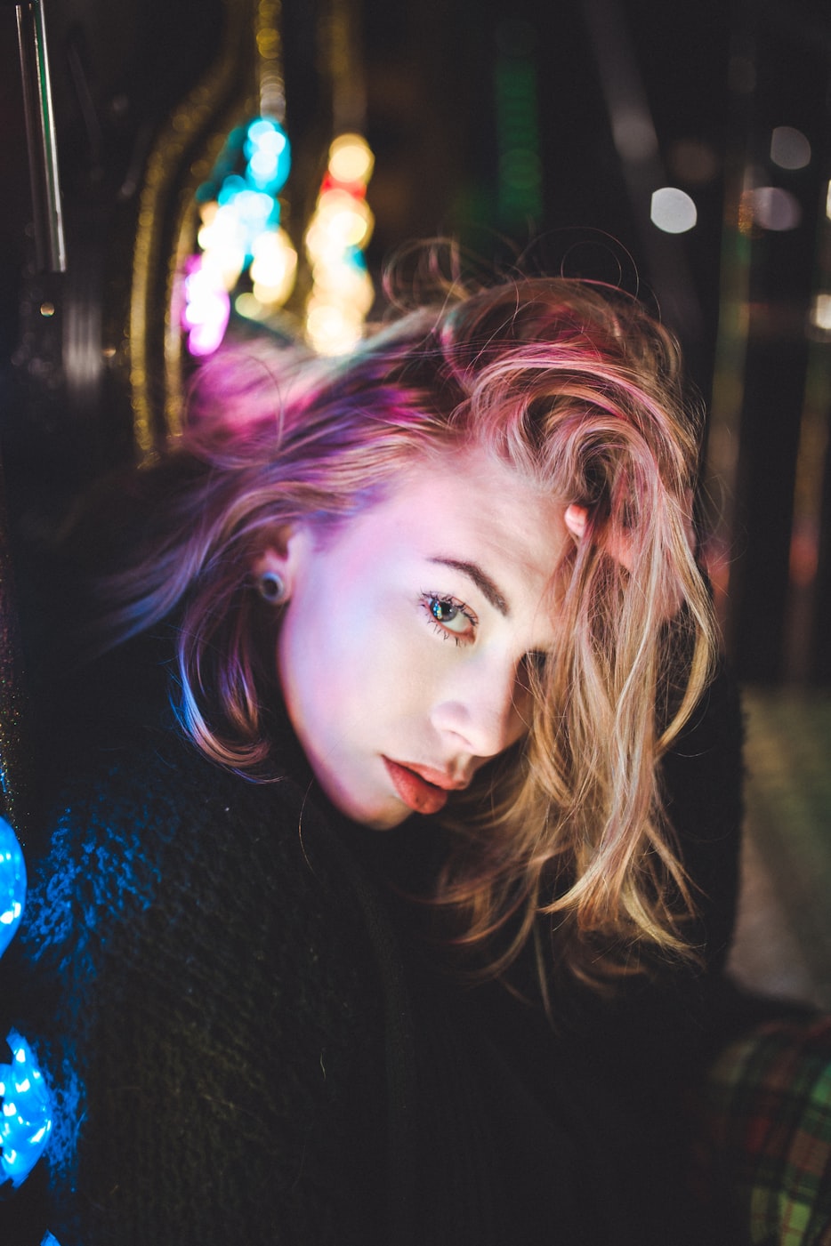 高冷动漫女头像，风格、魅力与文化深度探讨