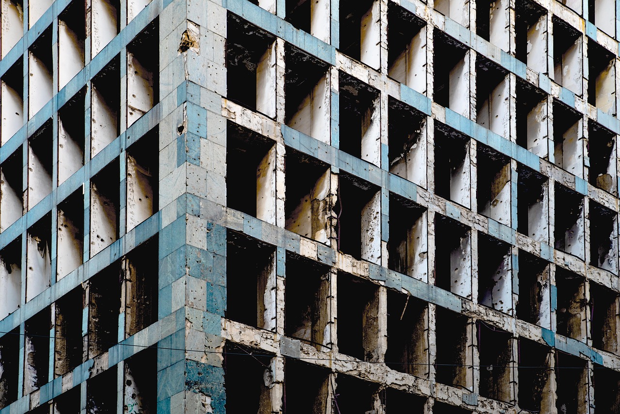 最新台风塔拉斯四号动态，持续影响及应对策略