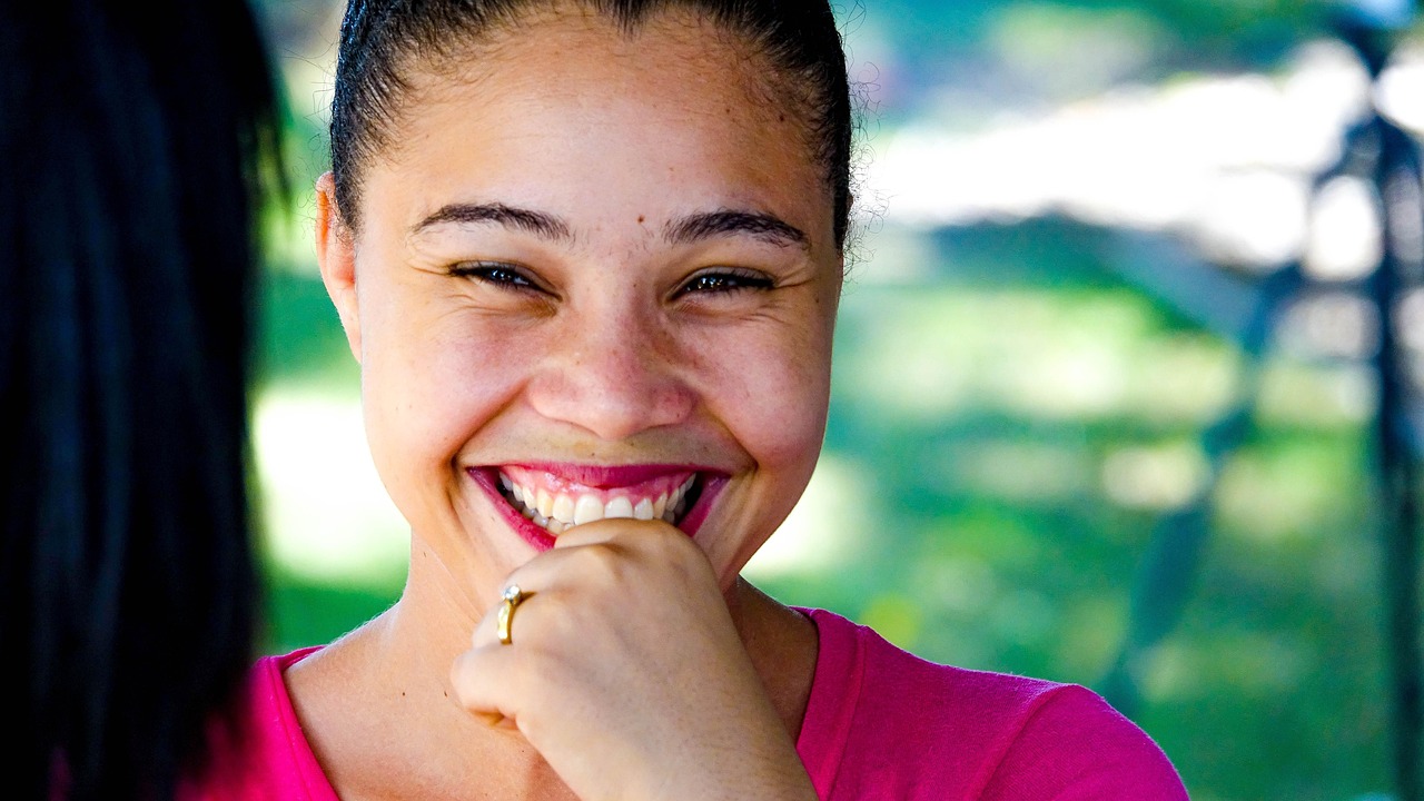 贾冰最新小品，笑中带泪，深情触动人心