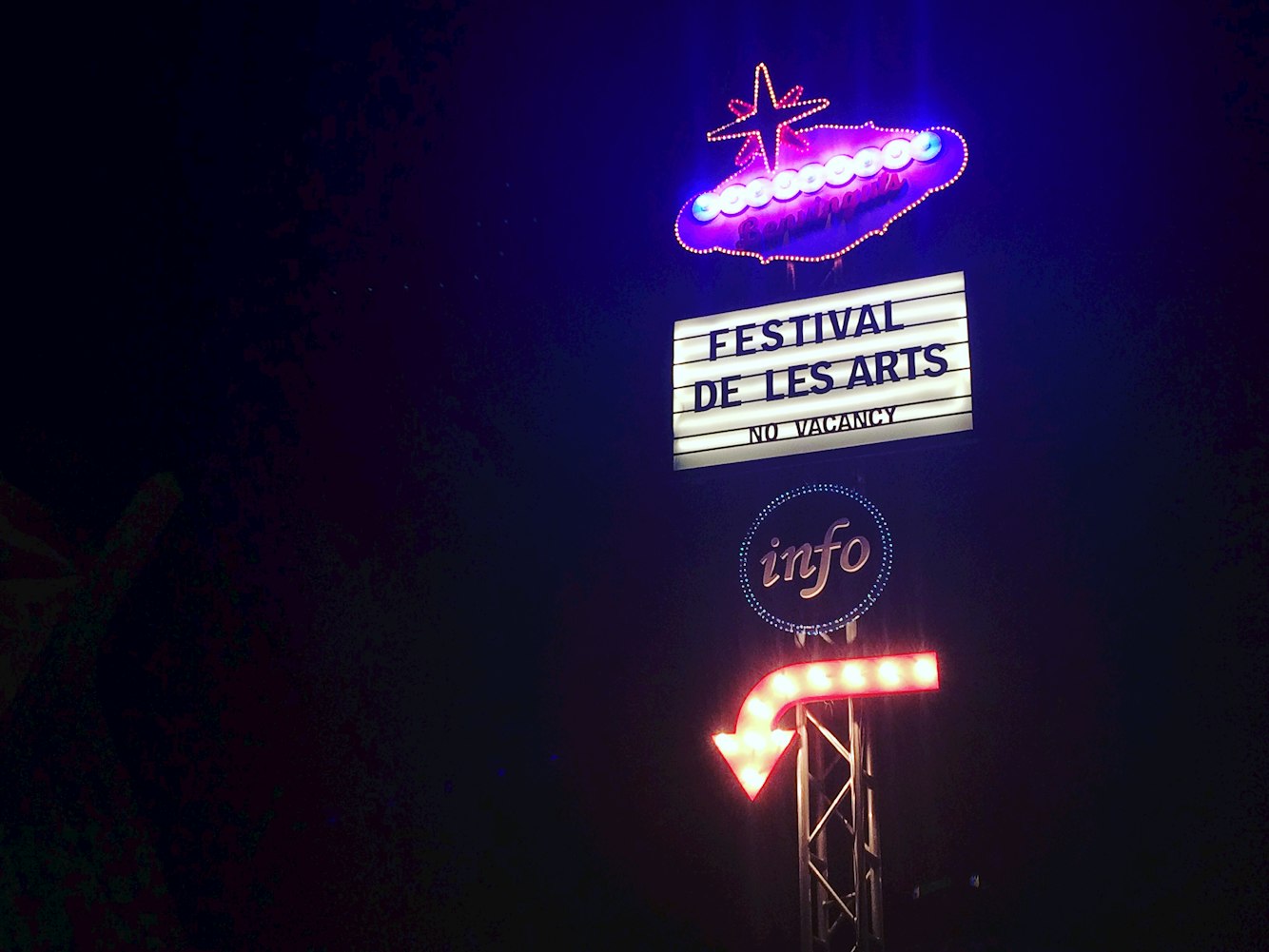 探索最新流行，2017年热门锁屏壁纸精选