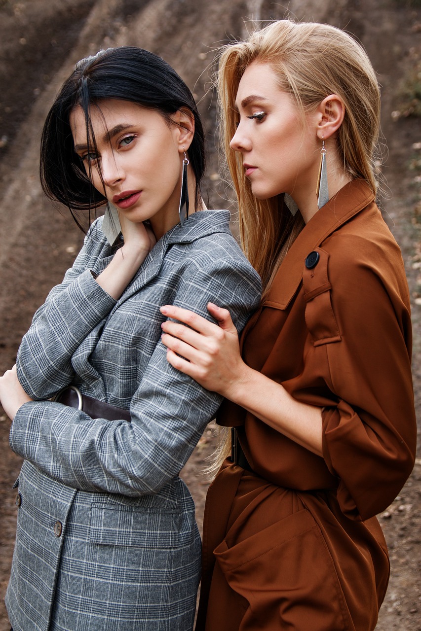 男装新潮秀，探索时尚前沿的独特魅力风采展示