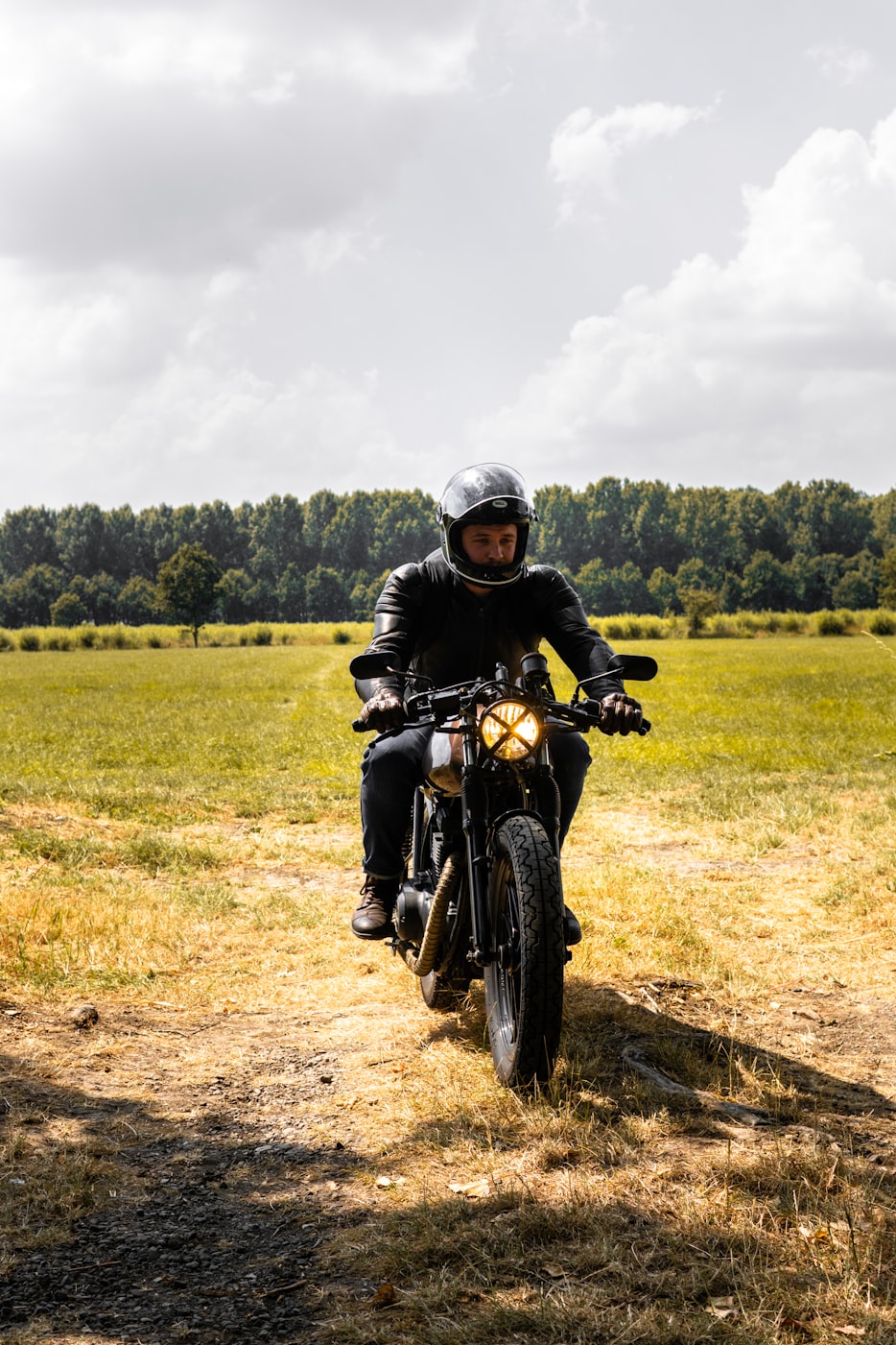 铃木最新款摩托车，科技与力量的完美融合