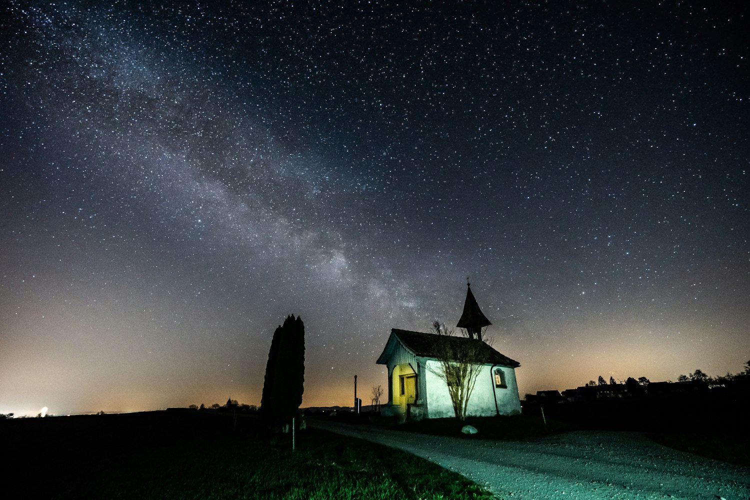 明星陨落，从辉煌到黯淡的轨迹探寻之路