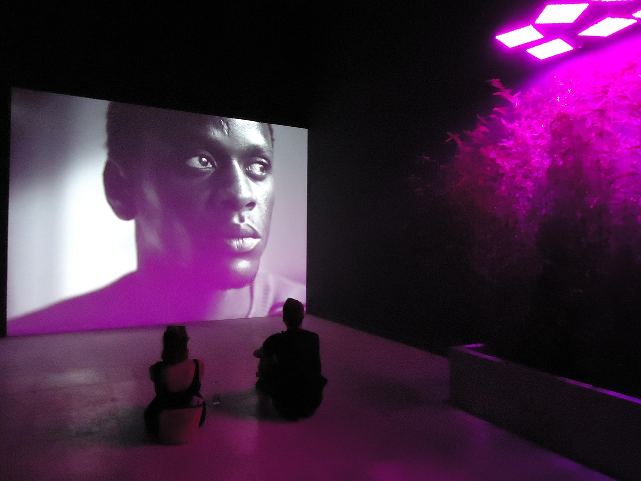 海信75英寸最新款电视,科技与艺术的极致融合体验