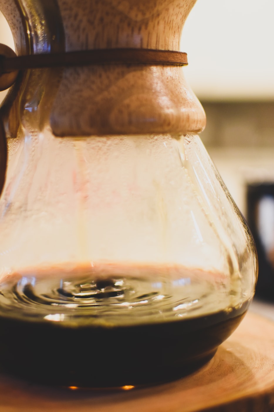 探究三十年原浆酒的价格与价值,岁月沉淀的琼浆价值几何?