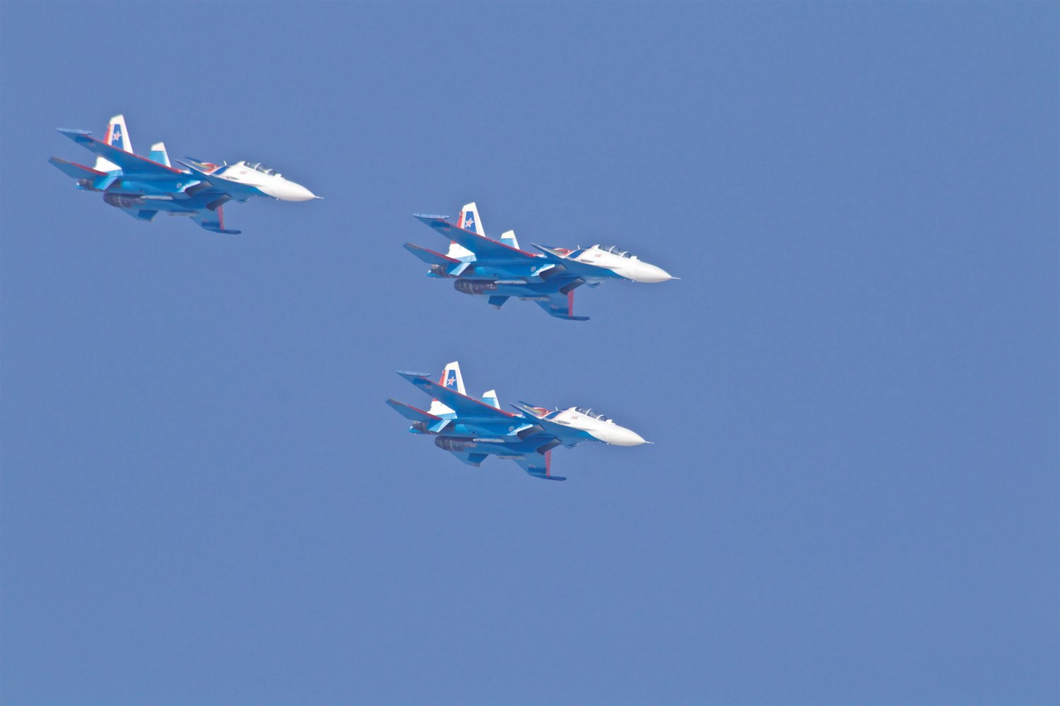 中国最新军事力量展示，展现大国雄姿风采