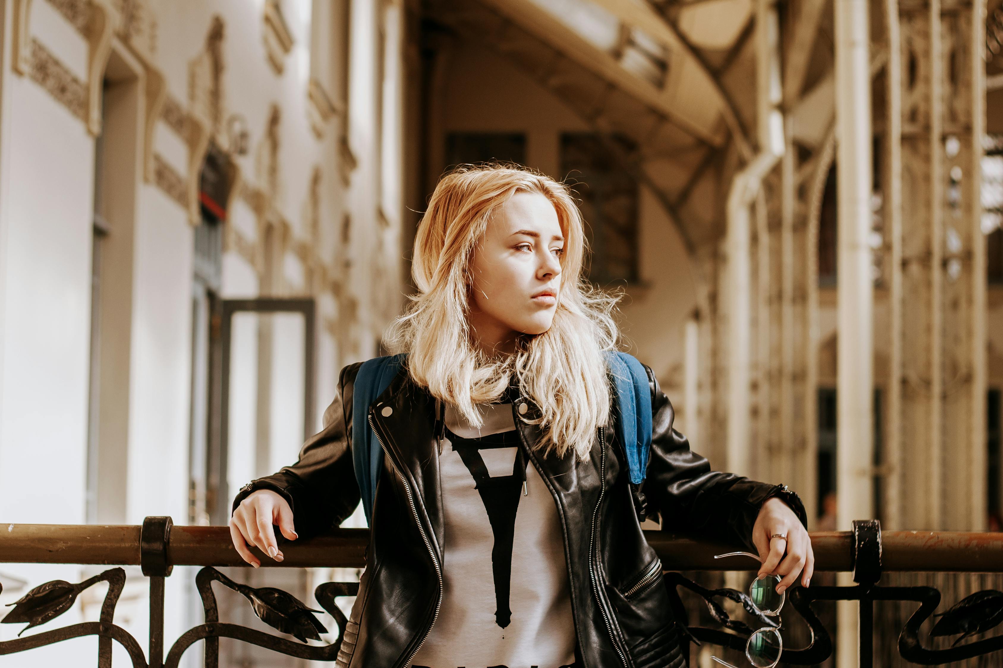 中国反派男演员，演技魅力与深度塑造的角色探索