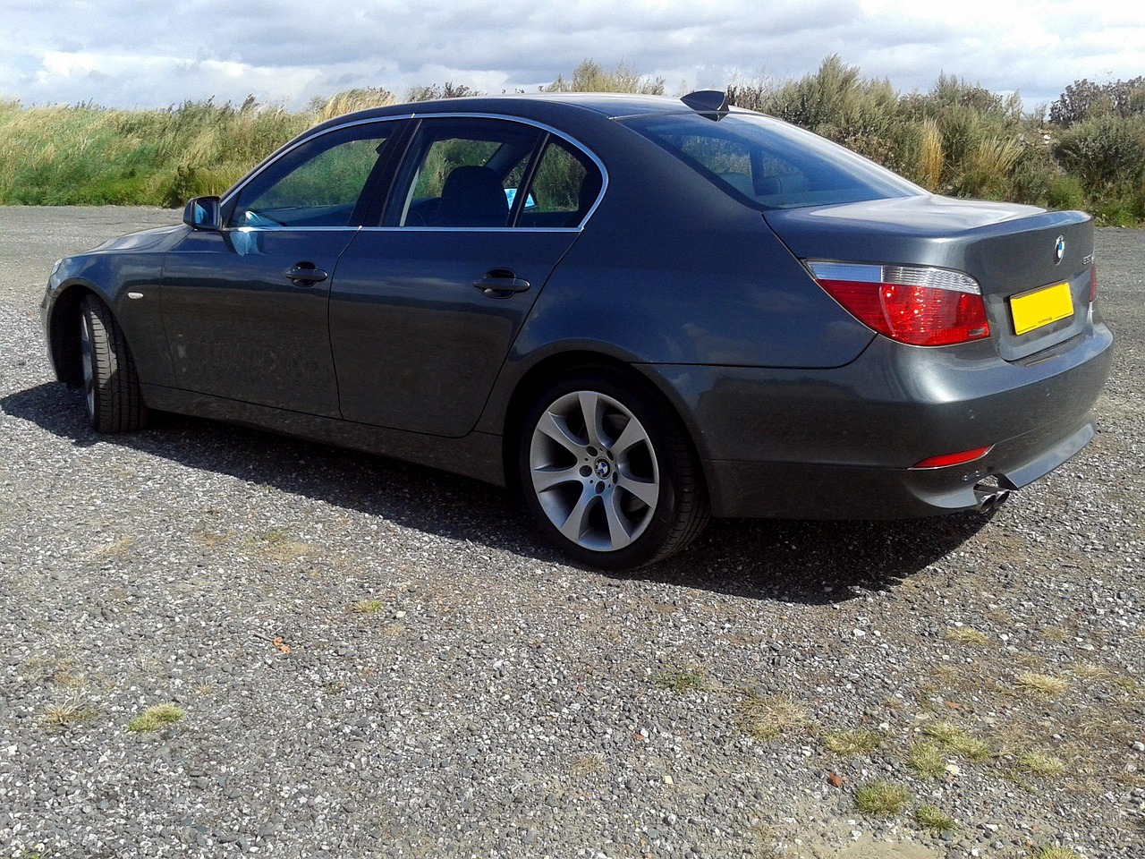 宝马最新款X7，豪华与性能的完美融合重磅登场！